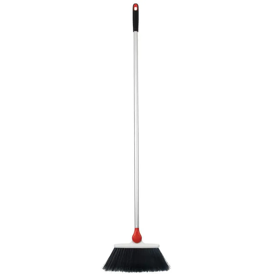 Oxo Any Angle Broom