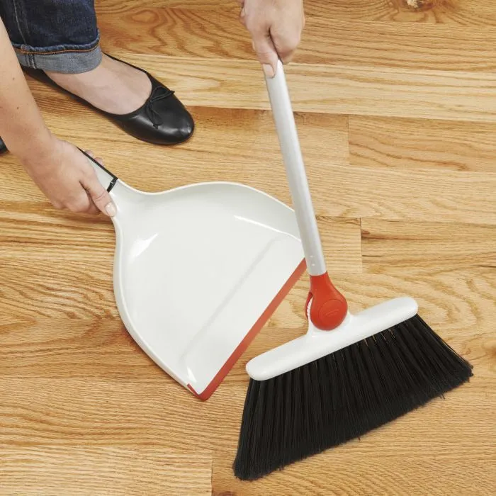 Oxo Any Angle Broom